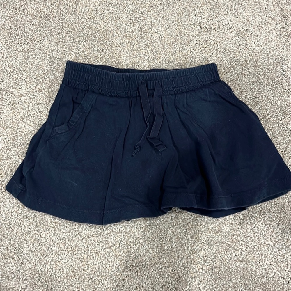Gap navy skort